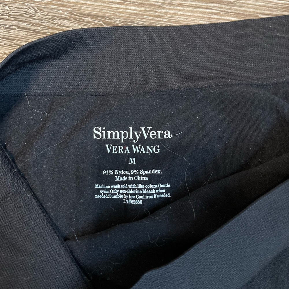 NWT Vera Wang Leggings - Picture 4 of 4